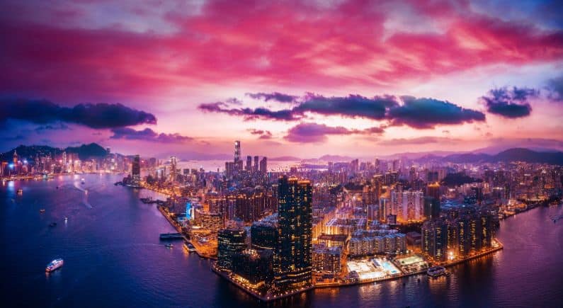 Hong Kong eyes first stablecoin licences for HSBC, StanChart