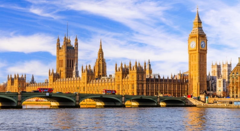 Trump-pardoned crypto billionaire gives Reform UK fresh 5.4M
