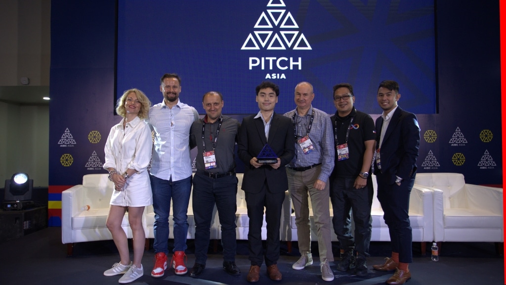 iCargo Pacific celebrates their win at AIBC Asia Pitch 2024